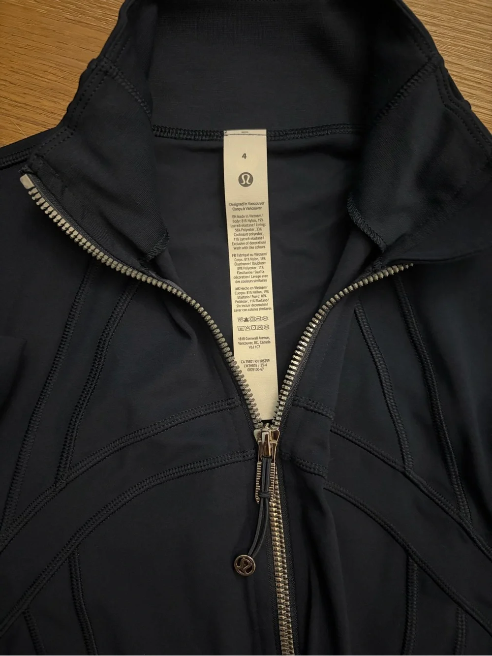Lululemon Define Cropped Jacket NWT Navy 4